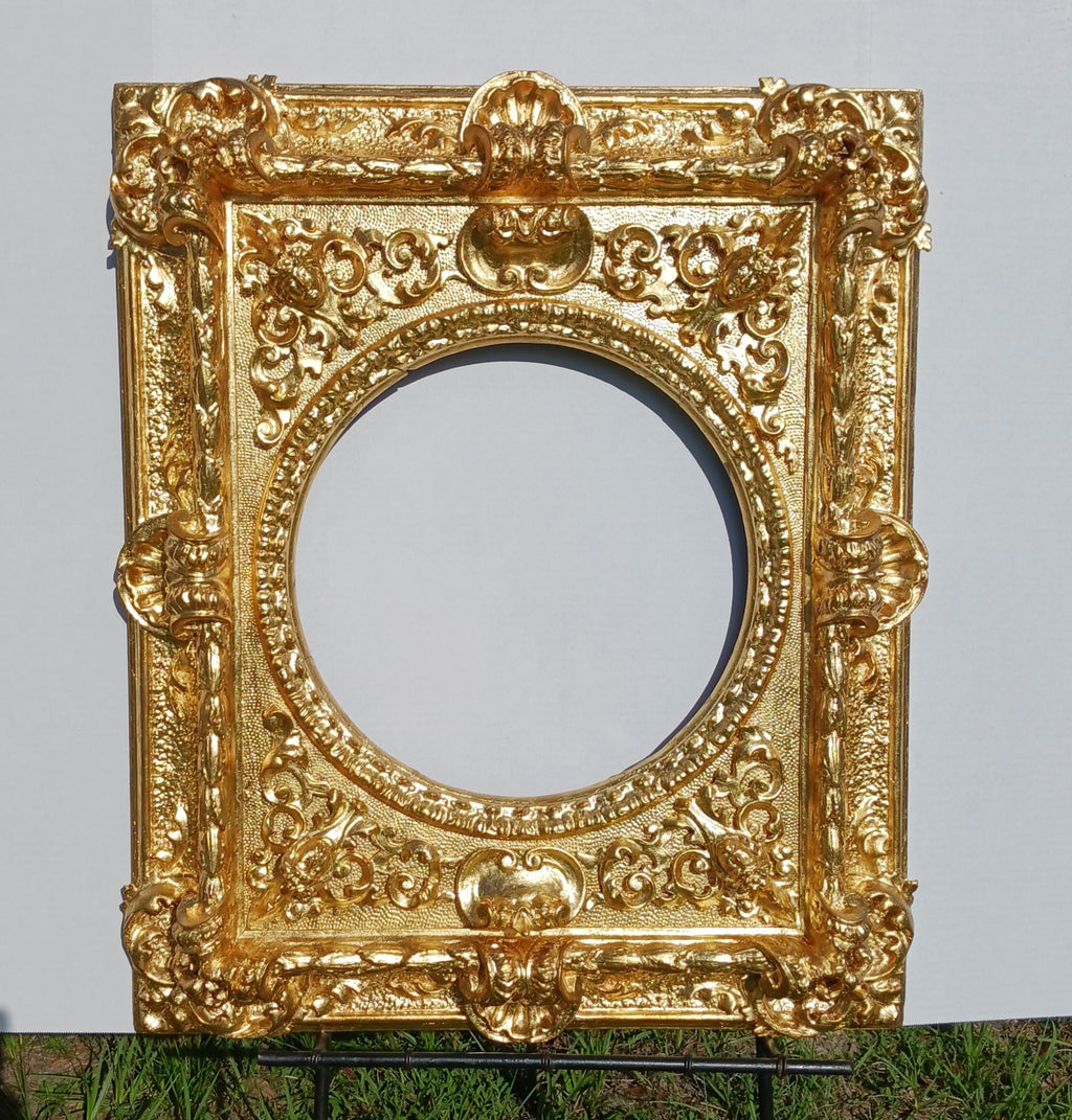 Antique Carved and Gilded "Raphael" Frame 15 1/2" Diameter Opening