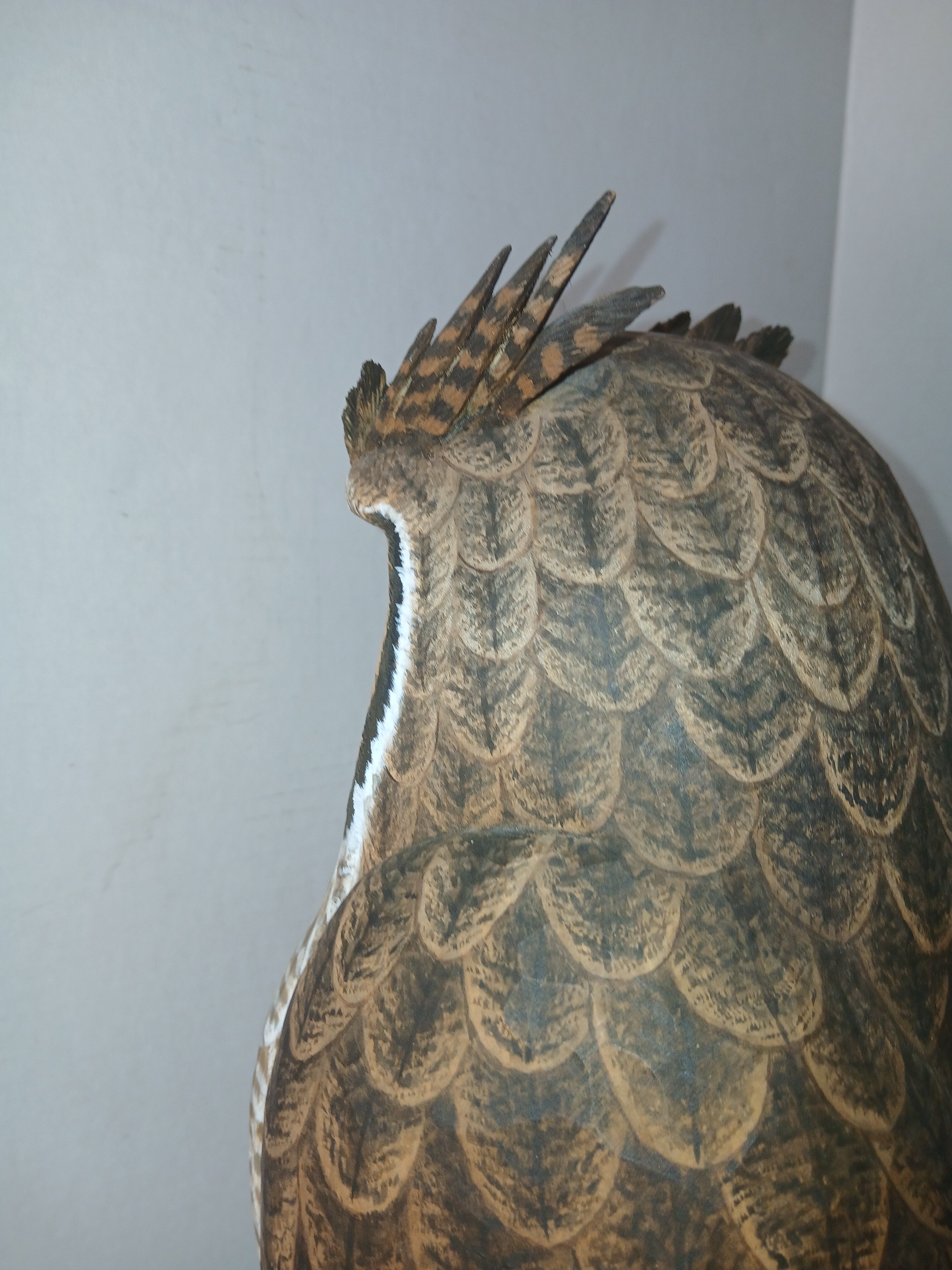 Incredible Del Smith Full Size Carving of a Great Horned Owl