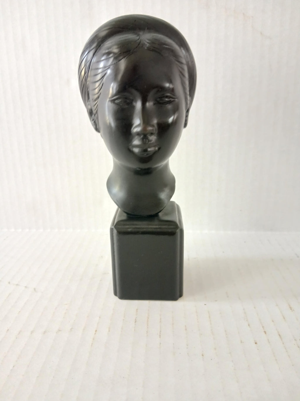 Nguyen Thanh Le Vietnamese 1919-2003 Bronze Head of a Young Woman