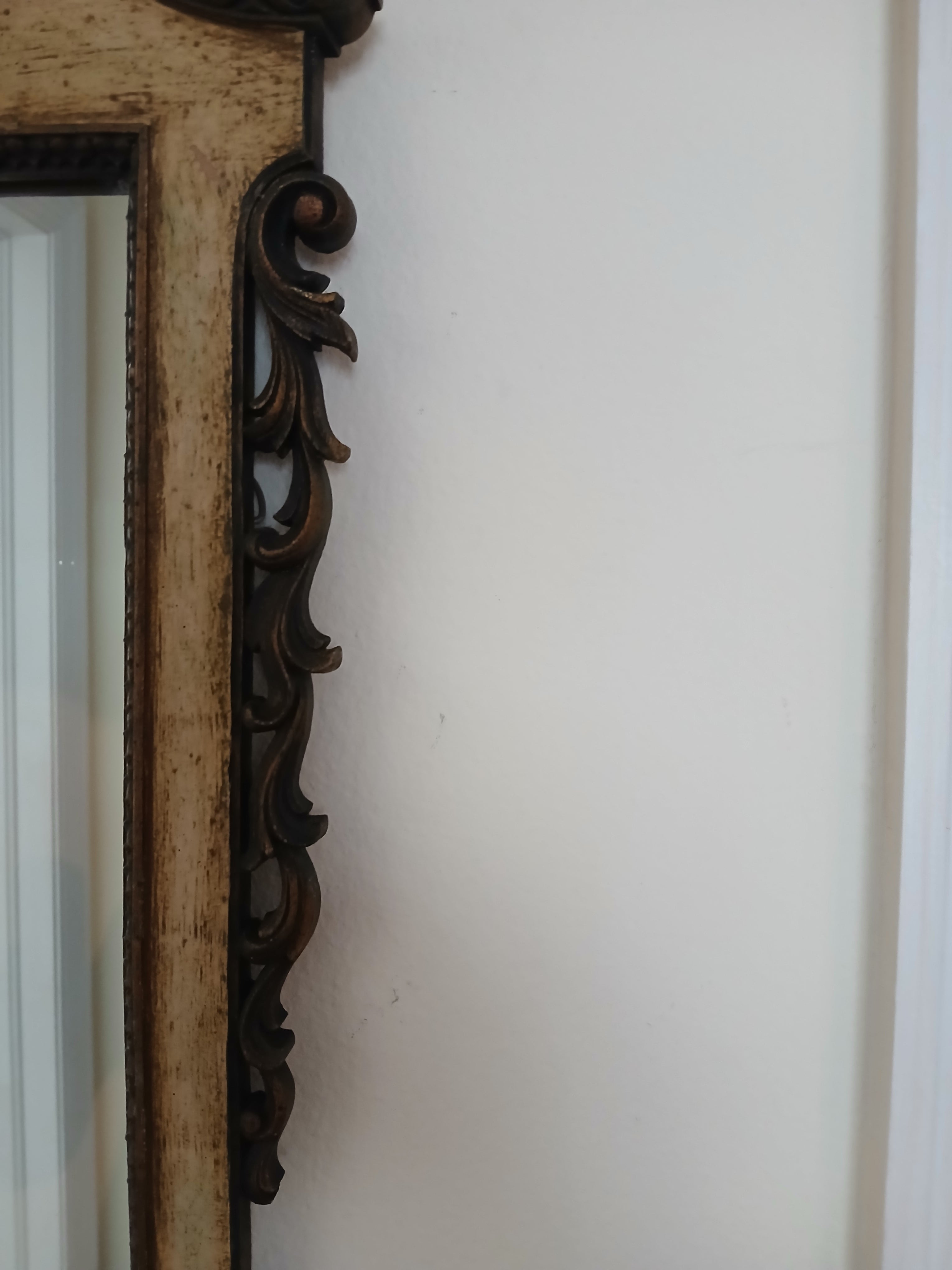 Vintage and Classic Georgian Style Mirror
