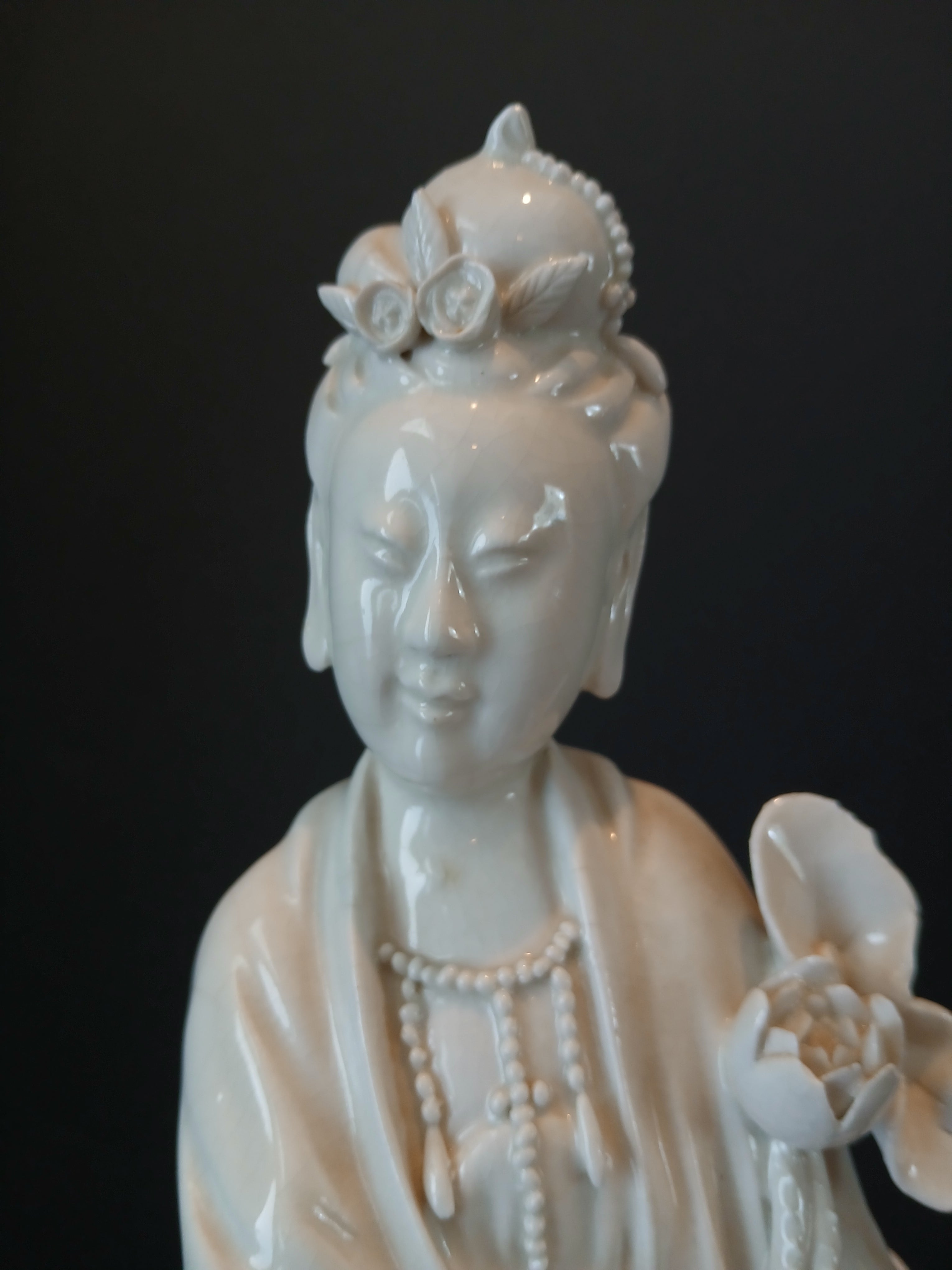 Truly Majestic Kwan Yin Guanyin Vintage Blanc de Chine 17" Tall!