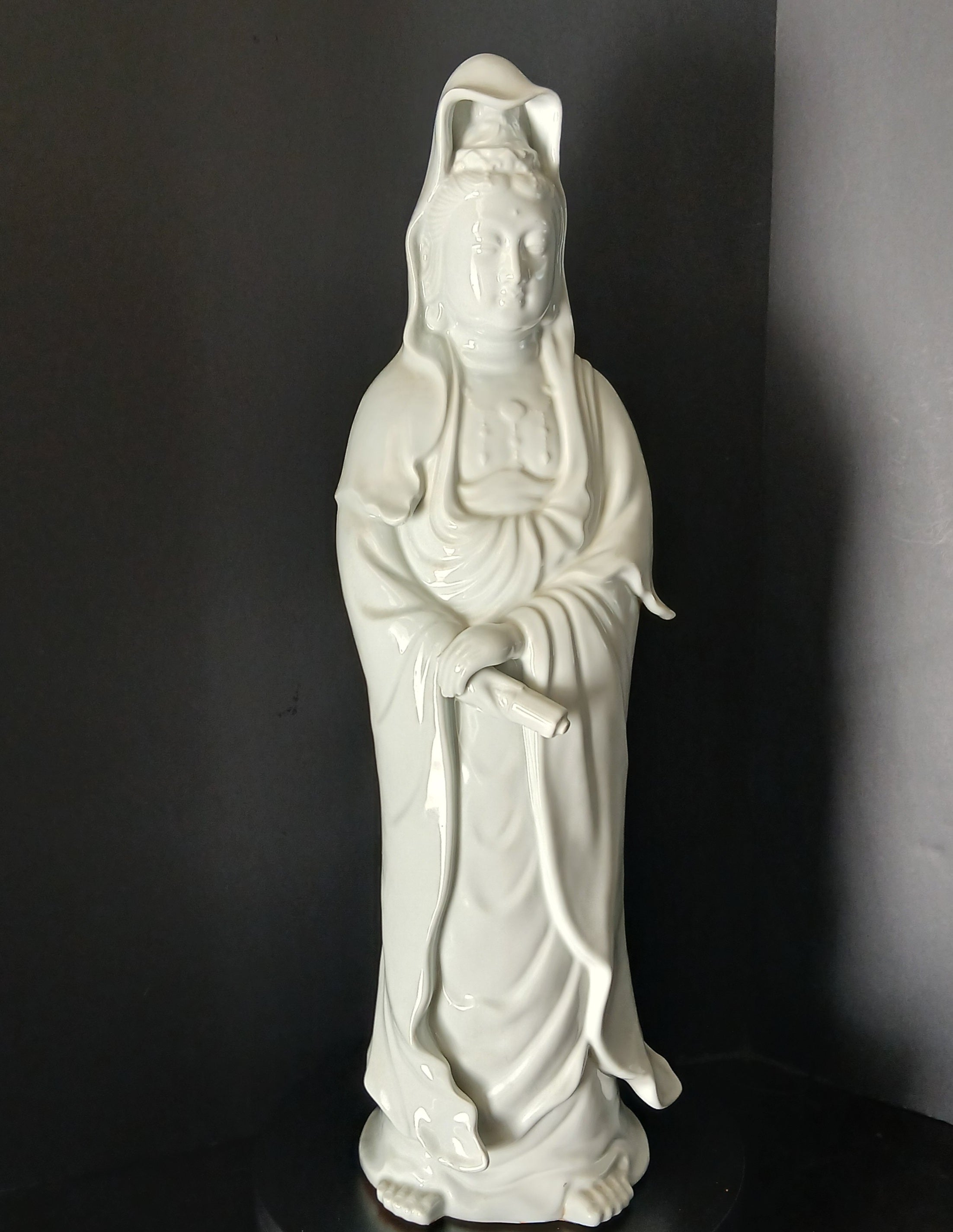 Impressive 25" Blanc de Chine Dehua Porcelain Guanyin