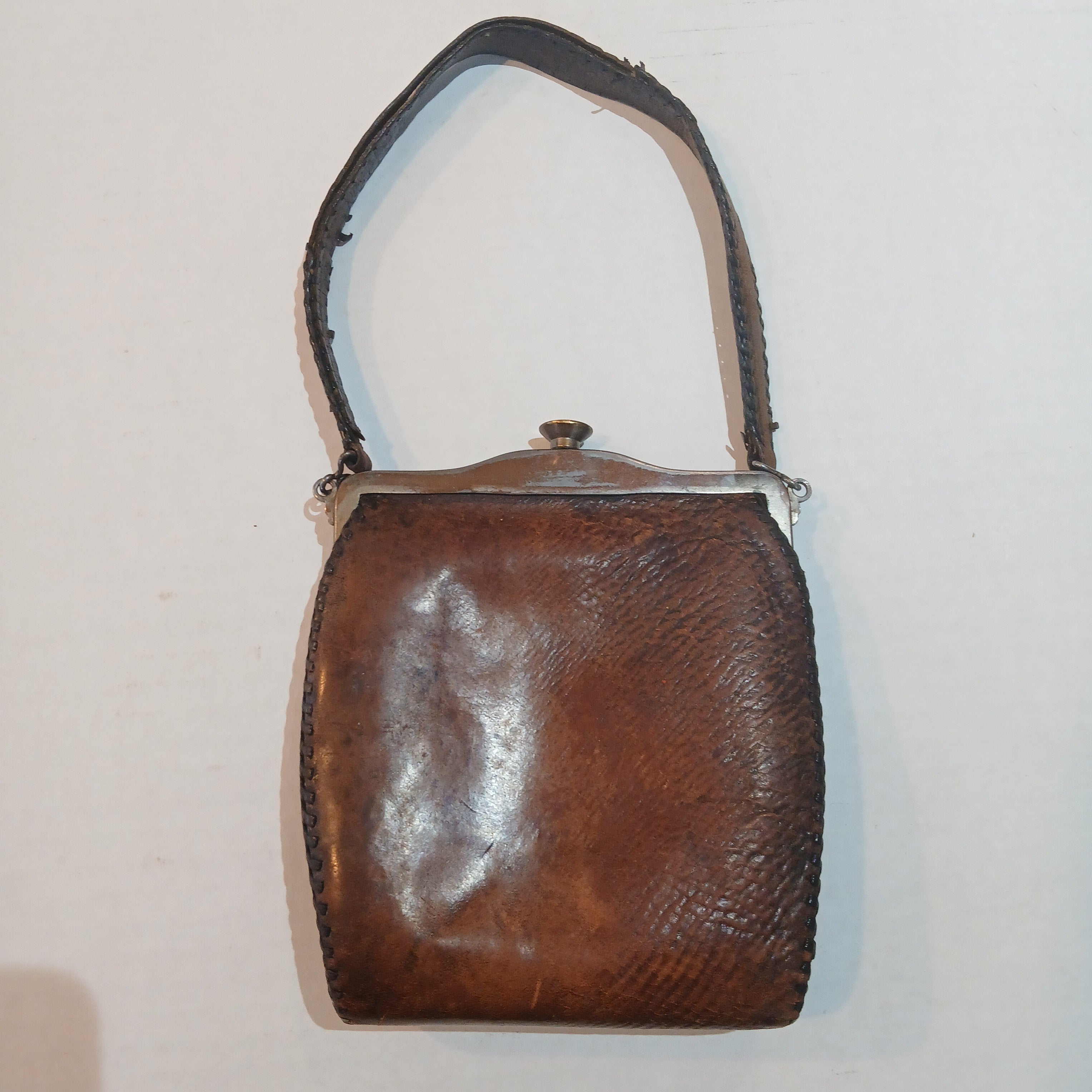 Vintage Turnloc Art Nouveau Style Tooled Leather Purse