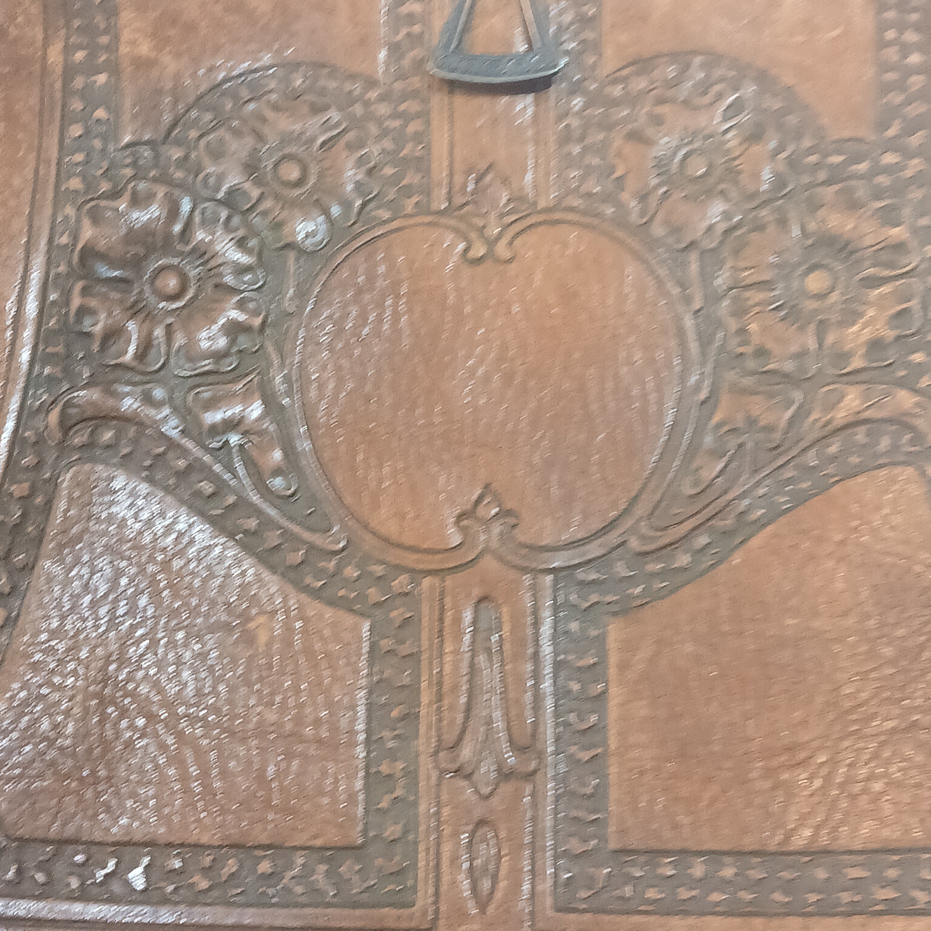 Vintage Amity Art Nouveau Style Tooled Leather Purse