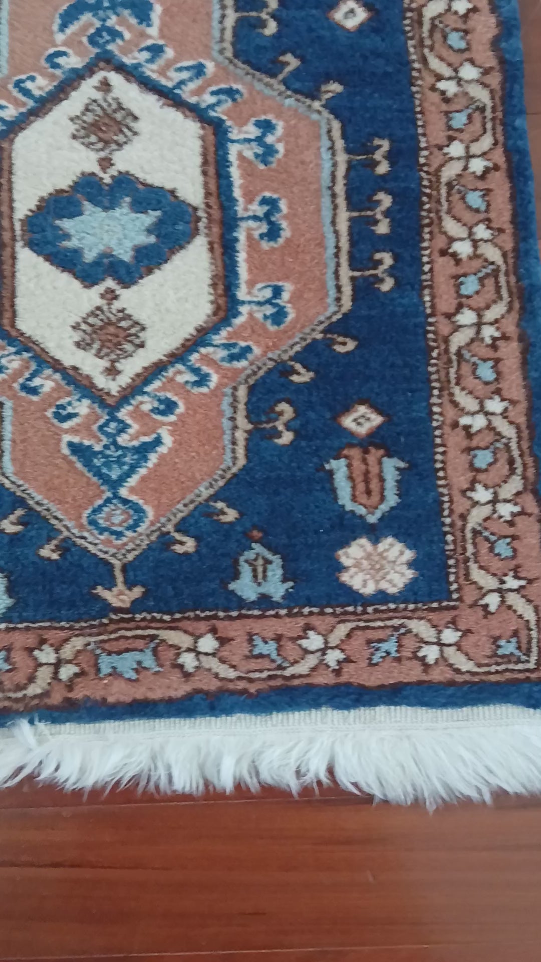 Pretty Handmade Vintage Turkish Oushak Throw Rug