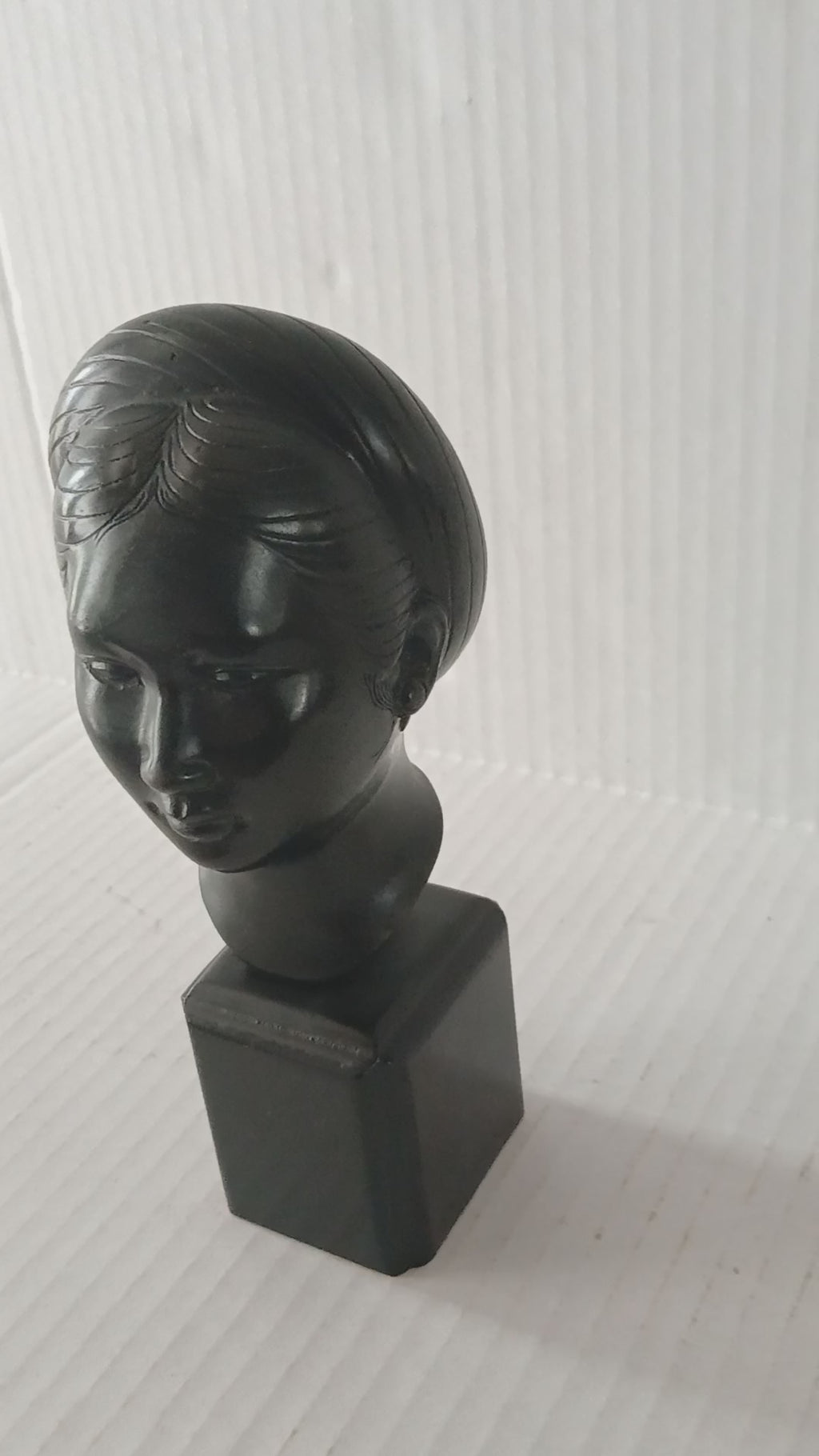 Nguyen Thanh Le Vietnamese 1919-2003 Bronze Head of a Young Woman