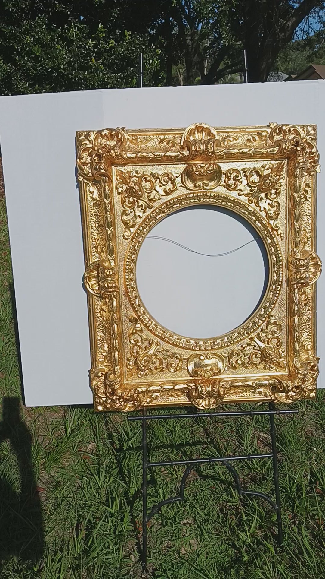 Antique Carved and Gilded "Raphael" Frame 15 1/2" Diameter Opening